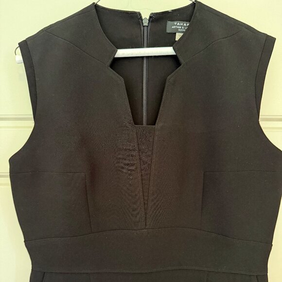 Tahari Classic Black Jumpsuit with Pockets Size 8P - Picture 3 of 12